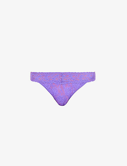 HANKY PANKY: Signature mid-rise lace thong
