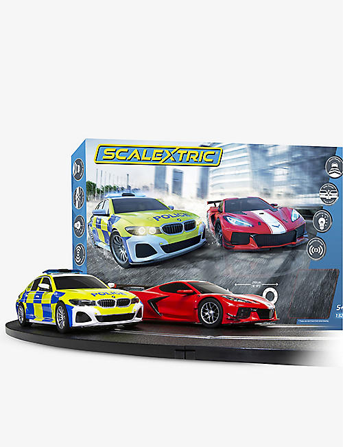 SCALEXTRIC: Police Chase set