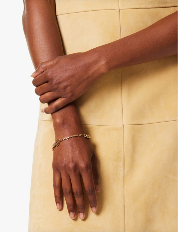 Le bracelet Signature brass bracelet