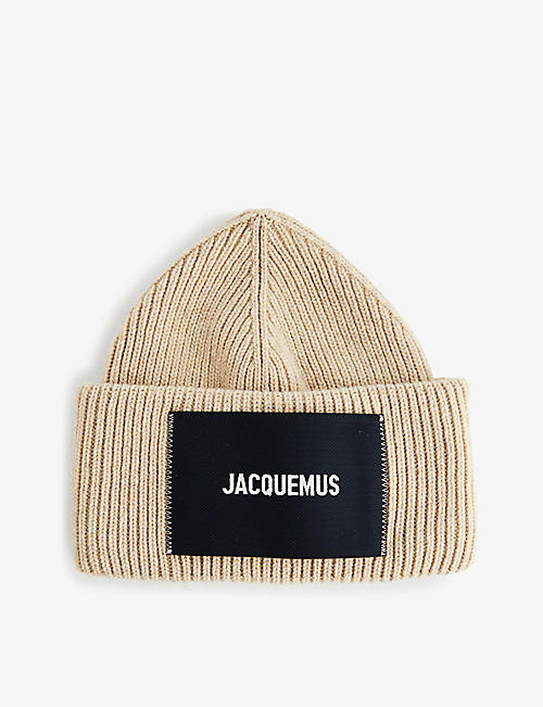 JACQUEMUS: Le Bonnet brand-patch wool-blend knitted beanie hat