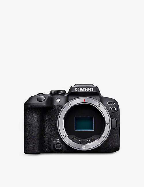 CANON：EOS R10 相机和 18-150 毫米镜头