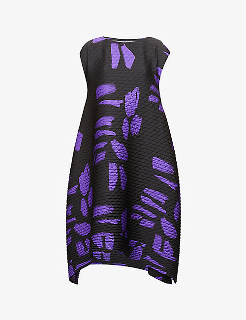 ISSEY MIYAKE: Sprout pleated woven midi dress