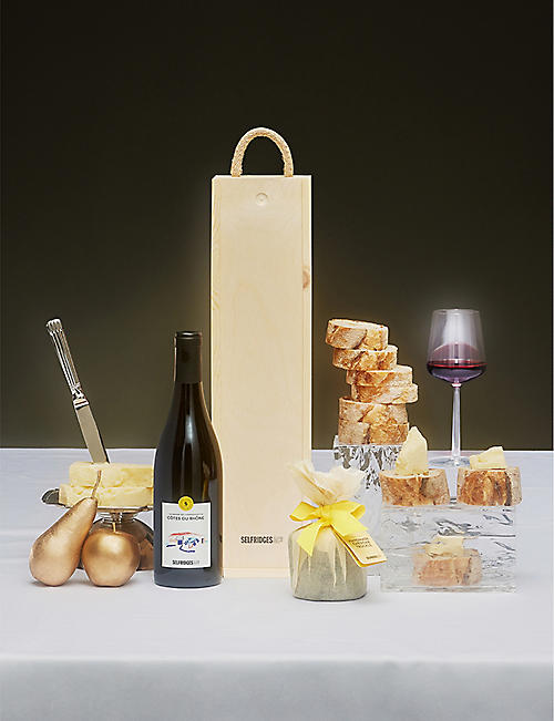 SELFRIDGES SELECTION: Cheddar & Wine gift box - 2 items included
