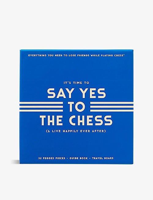 CHRISTMAS: Say Yes To The Chess travel set
