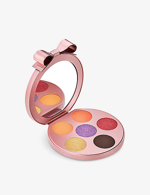 MAC: Eye Love Surprises Bold Bows limited-edition eyeshadow palette 8.4g