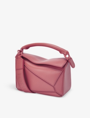 Loewe Puzzle Bag Raspberry