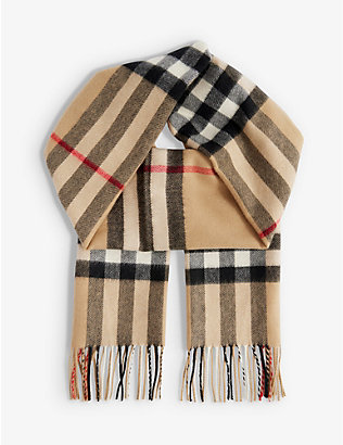 BURBERRY: Giant Check fringed cashmere scarf