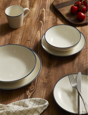 ROYAL DOULTON: Gordon Ramsay Maze porcelain pasta bowl 24cm