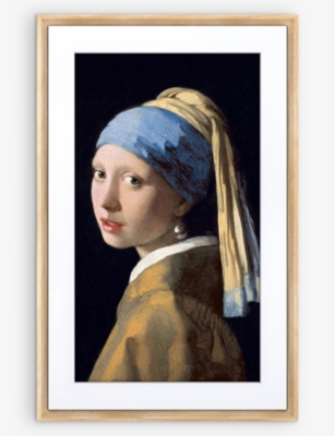 SMARTECH: Meural Canvas II wood-frame digital canvas 69cm