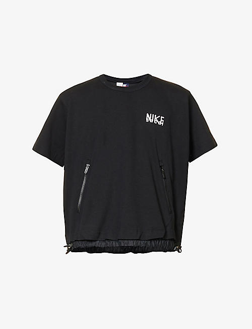 NIKE X SACAI: Nike x Sacai brand-print boxy-fit cotton-blend T-shirt