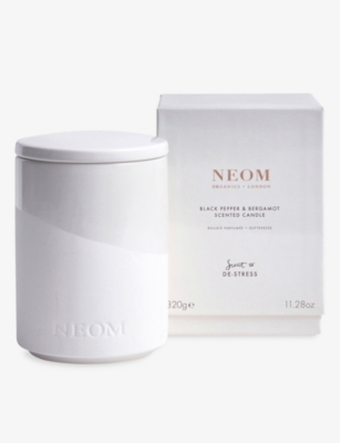 NEOM WELLBEING: Black Pepper and Bergamot candle 320g