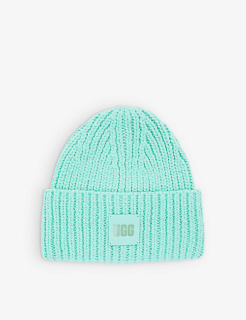 UGG: Logo-patch knitted beanie hat