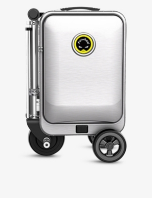 Discovery store smart luggage