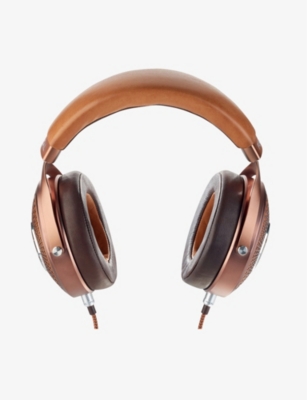 FOCAL: Stellia high-performance closed-back headphones