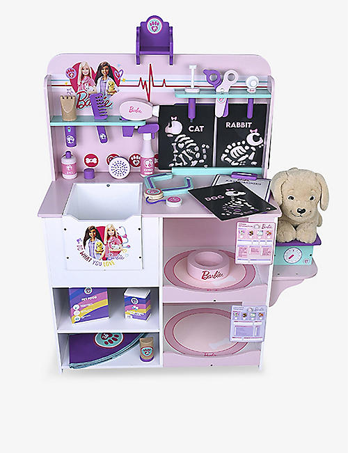 BARBIE: Wooden vet and grooming centre playset