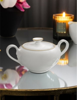 VILLEROY & BOCH: Anmut Gold bone-porcelain sugar bowl 350ml