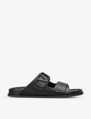 Jonglere dinosaurus vest Valentino Garavani Men's Tonal V-logo Slide Sandals In Black | ModeSens