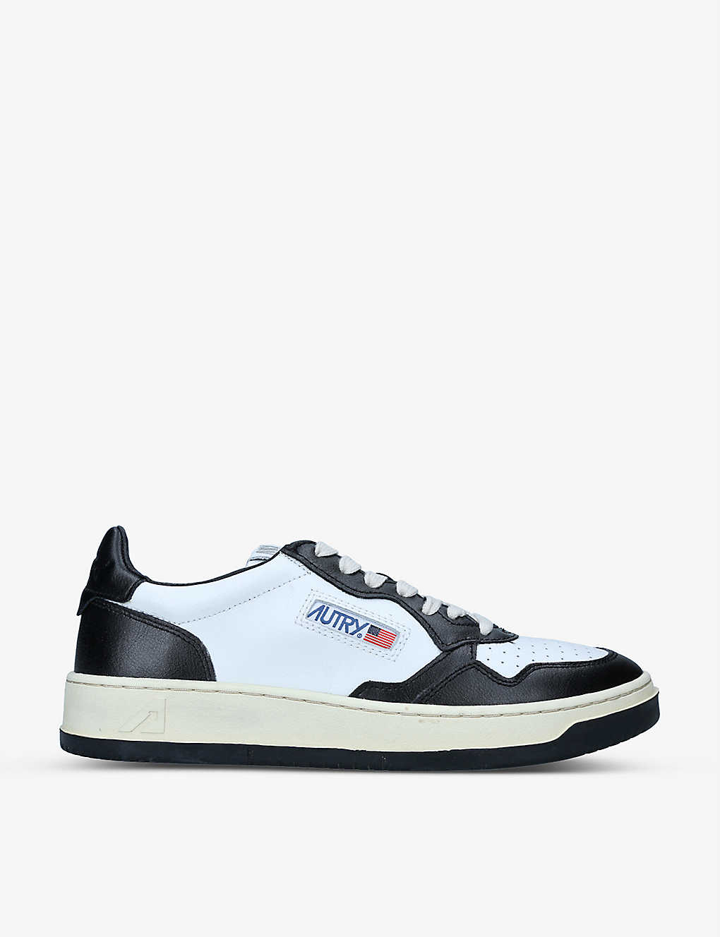 Shop Autry Mens White/blk Medalist Two-tone Leather Low-top Trainers
