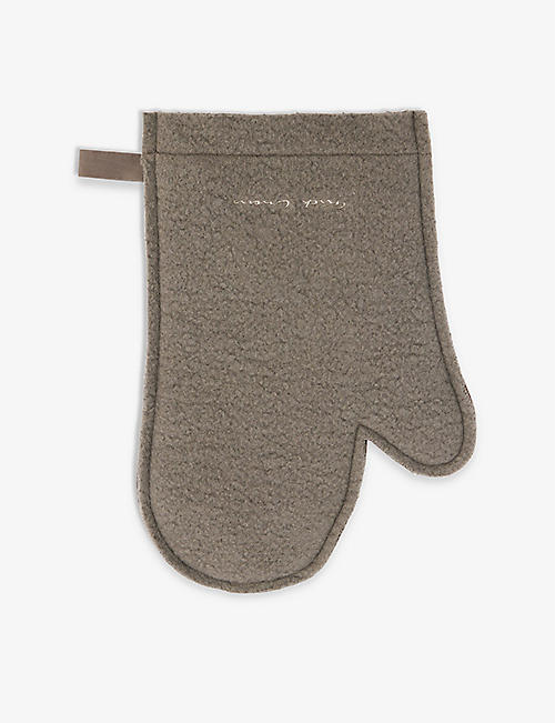 RICK OWENS: Brand-embroidered cashmere oven glove