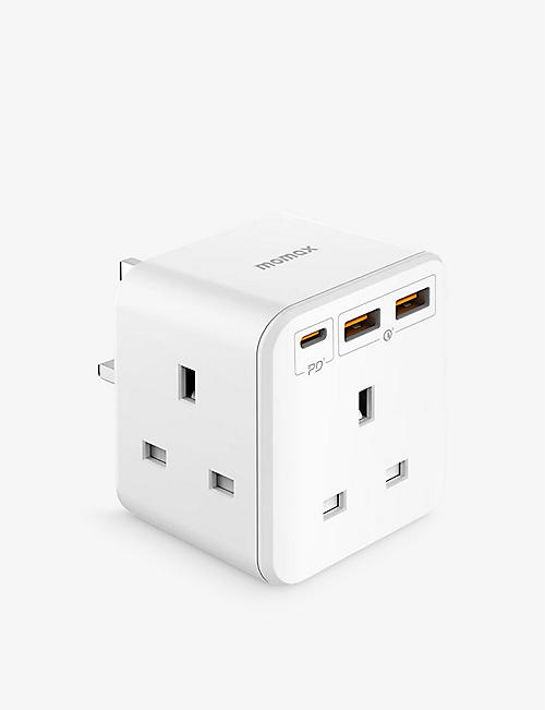THE TECH BAR: Momax OnePlug three outlet PD adapter