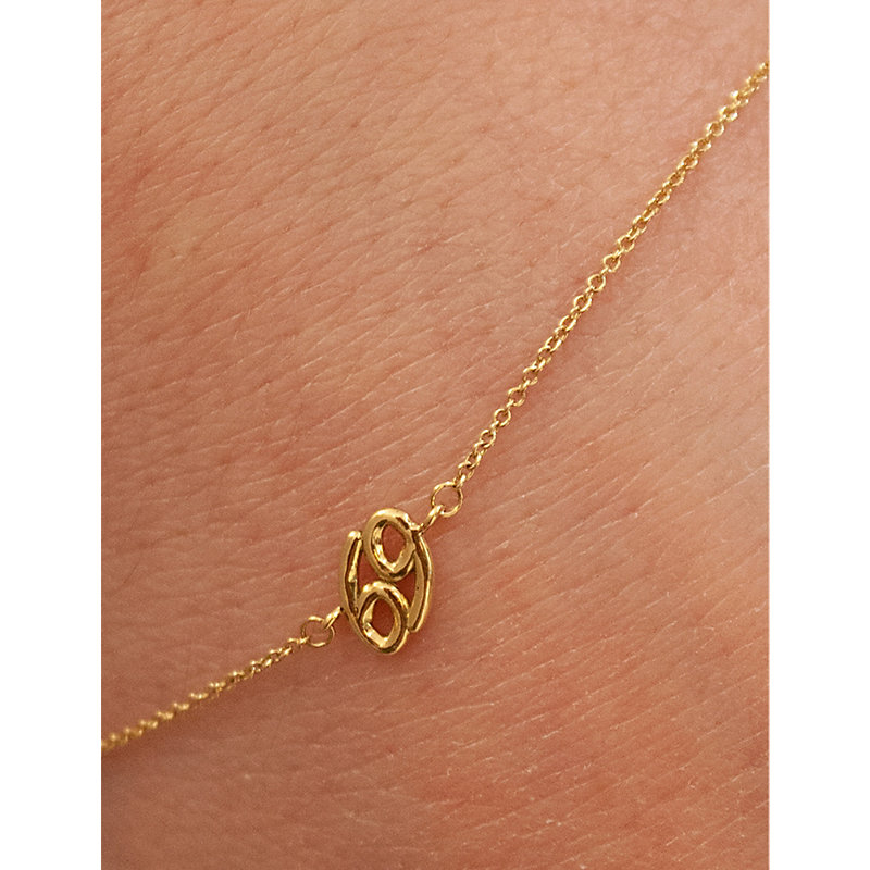 Shop The Alkemistry Women's Yellow Cancer Zodiac 18ct Recycled Yellow Gold Bracelet