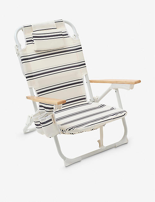 SUNNYLIFE: Deluxe foldable woven beach chair 76cm