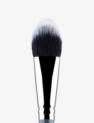 Mykitco. 0.14s My Smoothing Foundation™ Brush