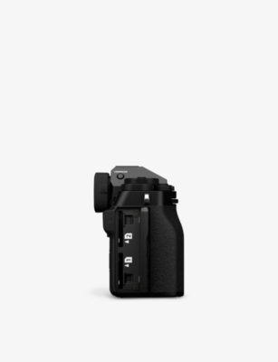 FUJIFILM: X-T5 camera body case