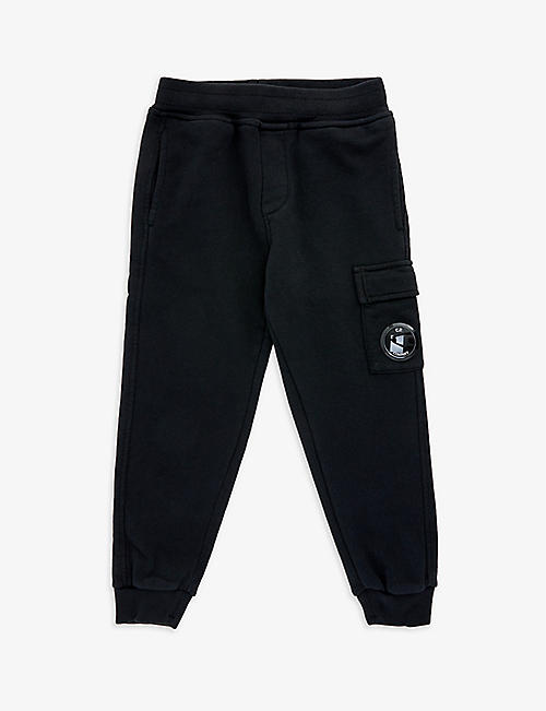 CP COMPANY: Brand-lens cotton-jersey jogging bottoms 4-14 years