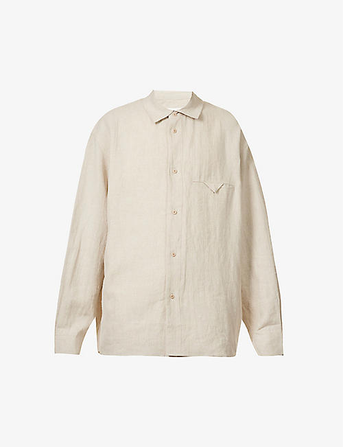 STILL BY HAND: Chest-pocket relaxed-fit linen shirt
