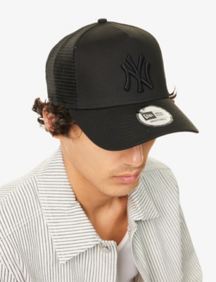 New Era Mens Black Black New York Yankees Cotton And Mesh Trucker Cap In Black Black