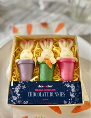 CHOC ON CHOC: White chocolate Easter bunnies 49g