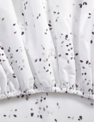 Shop Yves Delorme Saito Floral-print Organic-cotton Fitted Bed Sheet In Multicoloured