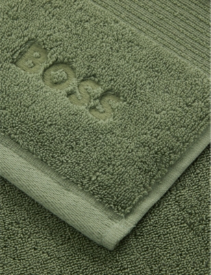 BOSS: Loft logo-embroidered cotton towel