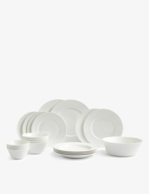 WEDGWOOD: Intaglio bone china 21-piece dinnerware set