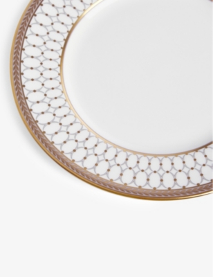 WEDGWOOD: Renaissance Gold 17cm plate