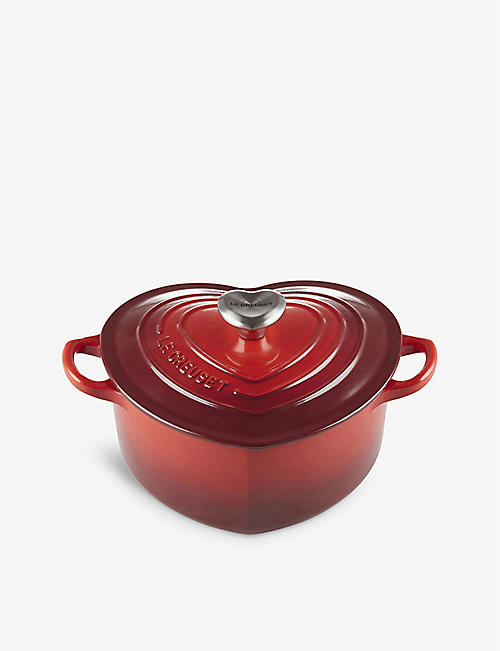 LE CREUSET: Signature heart-shaped cast iron casserole dish 25cm