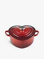 LE CREUSET: Signature heart-shaped cast iron casserole dish 25cm