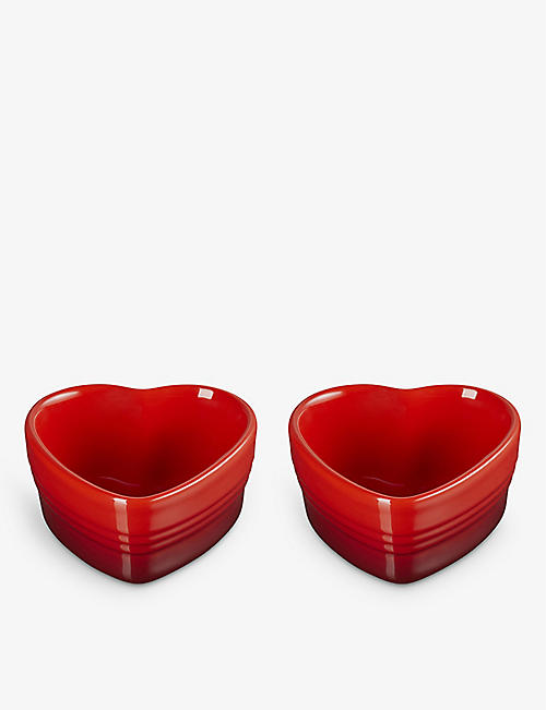 LE CREUSET: Heart-shaped stoneware ramekins set of two