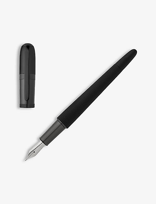 BOSS: Countour brushed-finish aluminium fountain pen