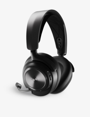 STEELSERIES: Arctis Nova Pro wireless headphones