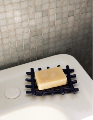 FERM LIVING: Weave glazed-ceramic soap tray