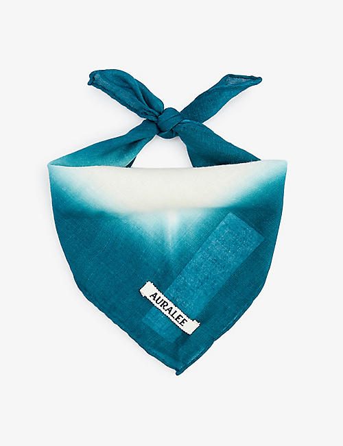 AURALEE: Tie-dye square cashmere scarf