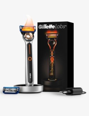 SMARTECH: Gillette Labs heated razor starter kit