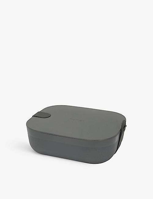 W&P DESIGN: The Porter plastic lunch box 21cm