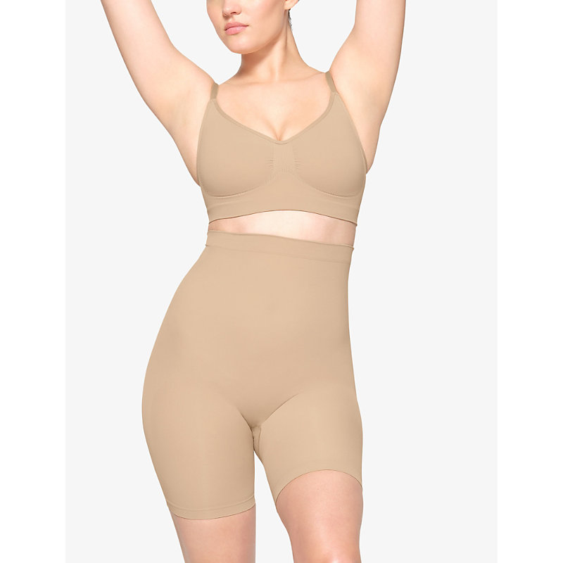 Shop Skims Women's Clay Sculpt Fitted Stretch-woven Shorts In Nude (lingerie)