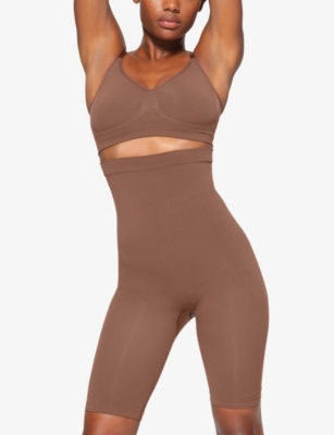 Skims Womens Jasper Sculpt Fitted Stretch-woven Shorts In Jasper