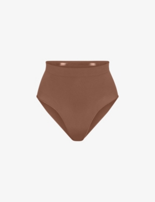 Skims Womens Jasper Sculpting Mid-rise Stretch-woven Briefs In Brown