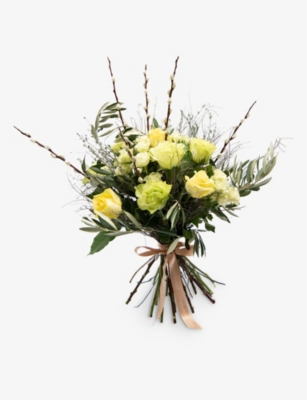YOUR LONDON FLORIST: Crème Egg roses and foliage fresh flower bouquet