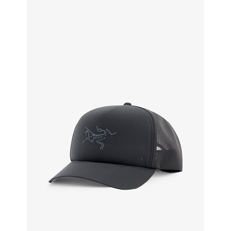 Arc'teryx Curved Logo Trucker Hat In Black